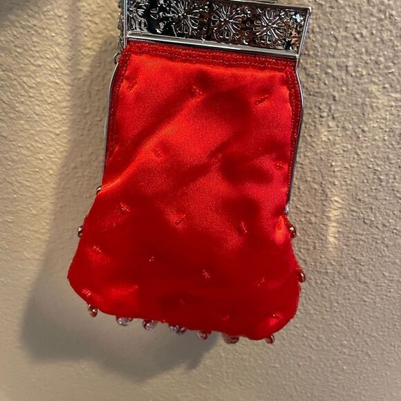 La viola Vintage Red Satin LOVE Beads with Hearts Long Chain Crossbody Purse - Picture 13 of 16